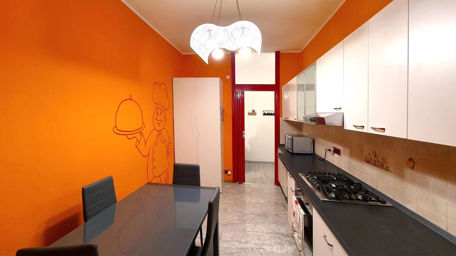 - La Casa Di Ila Milan